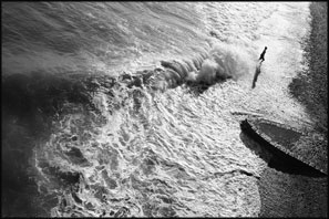 A-093. Racing the Breaking Wave - by Greig Clifford A-093. Racing the Breaking Wave - by Greig Clifford