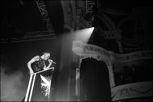 Esoterica - Shepherd's Bush Empire - by Greig Clifford